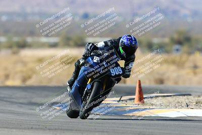 media/Feb-13-2022-SoCal Trackdays (Sun) [[c9210d39ca]]/Turns 16 and 17 Exit (955am)/